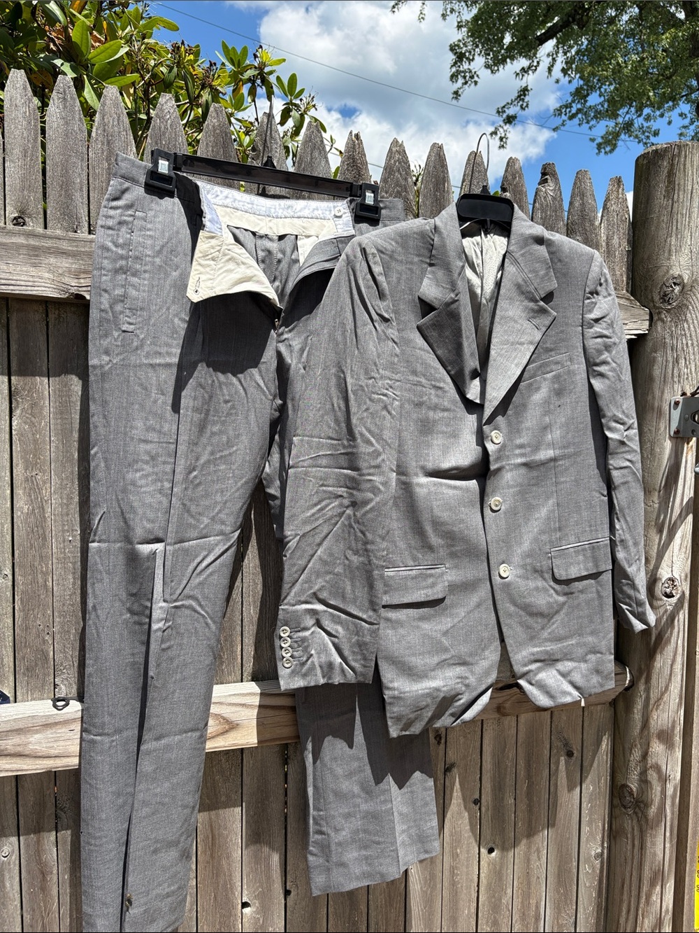 Gianni Versace grey wool suit!